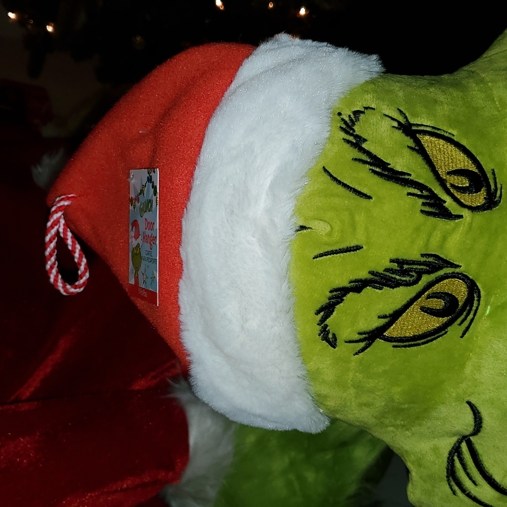 THE GRINCH DOOR HANGER - Picture 2 of 9